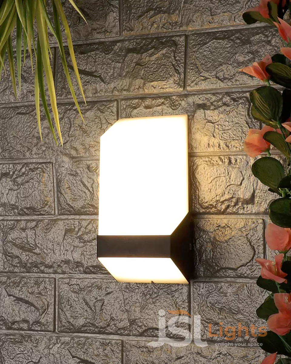 12W LX Black Outdoor Bulkhead Wall Decorative Light 379 Weather Proof Wall Lamp Lights