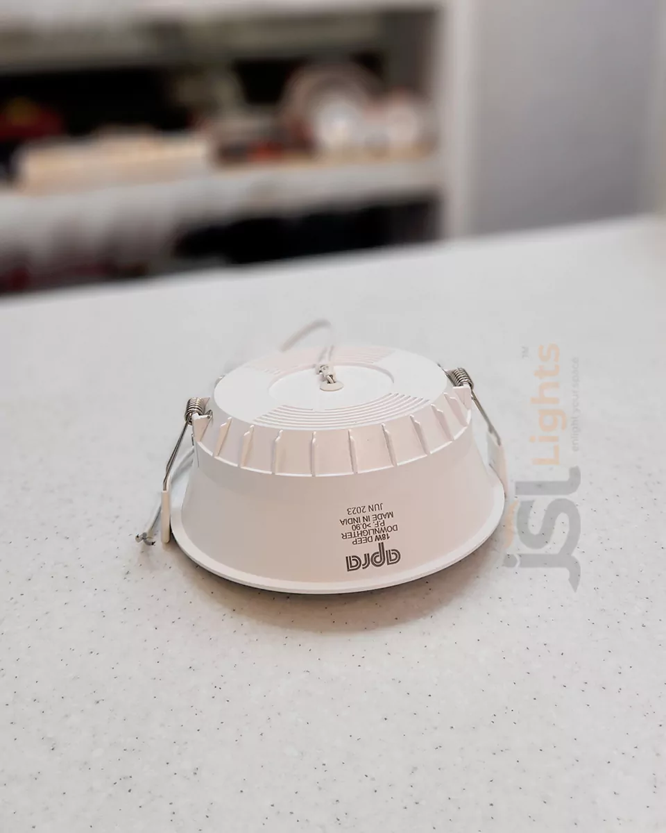 18W Apra White PVC Body Deep Recessed SMD Downlight 1005 for Home Ceiling Recessed Downlight