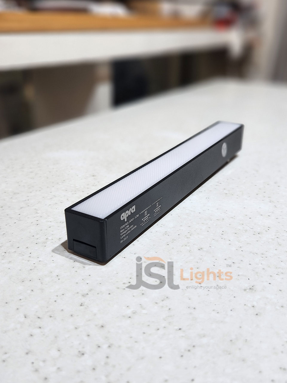 Apra 12W Ultra Thin Linear Diffused Magnetic Track Light MG01 SMD Diffuser Linear Ultra Slim Magnetic Track Light with Black Body