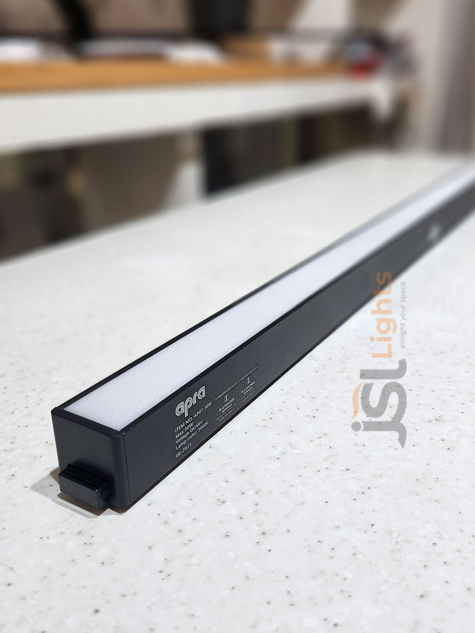 Apra 30W Ultra Thin Linear Diffused Magnetic Track Light MG01 SMD Diffuser Linear Ultra Slim Magnetic Track Light with Black Body